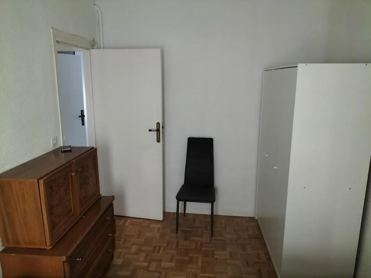Habitaciones En Piso Con Bano Y Cocina Compartido Madrid Spanyolország